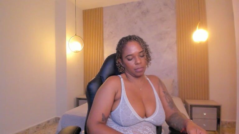 AyanaBrown's Streamate show and profile