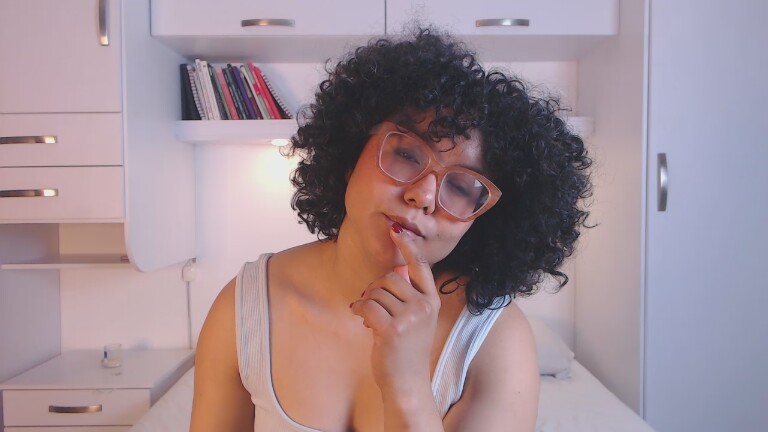 MartinaRuis's Streamate show and profile