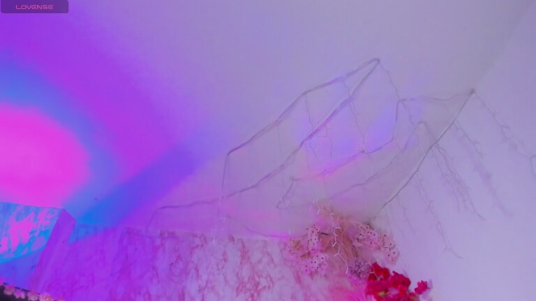 Selene_sst's Streamate show and profile