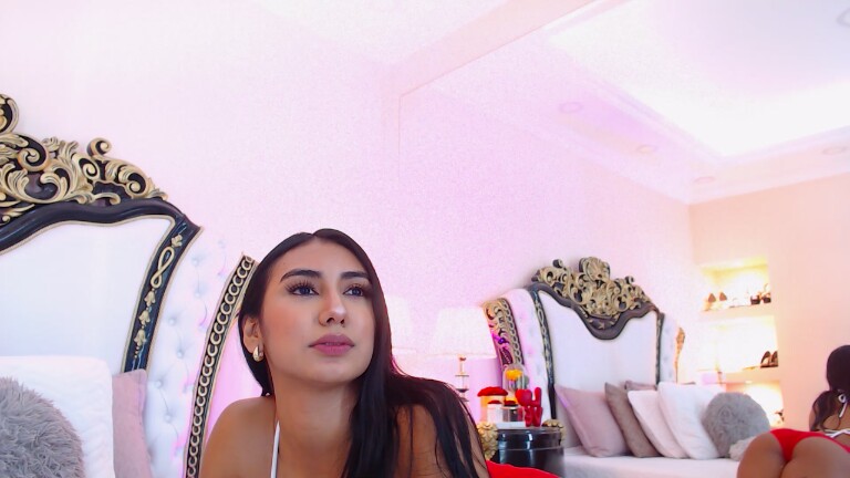 BellaHurst's Streamate show and profile