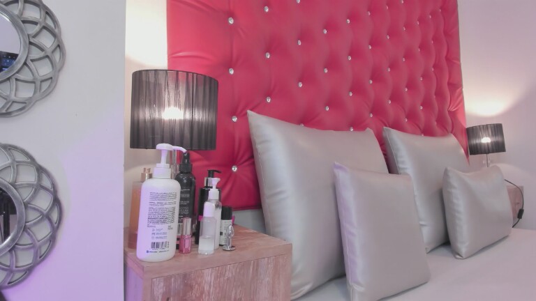 KailaEvans's Streamate show and profile