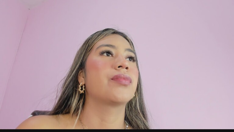 KatiaRosee's Streamate show and profile