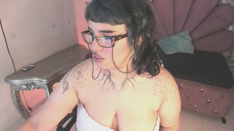 cinnamon88's Streamate show and profile
