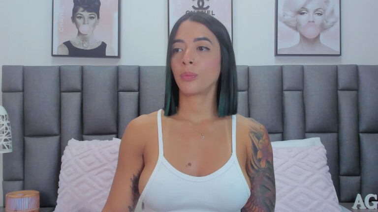 AmberrGreey's Streamate show and profile
