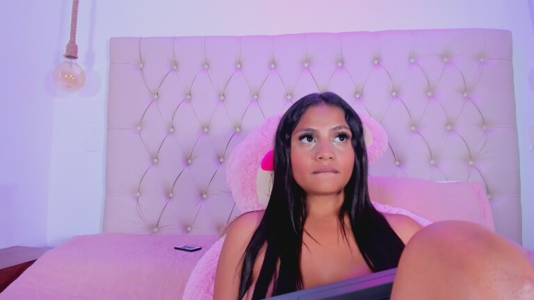 MichelleVain's Streamate show and profile