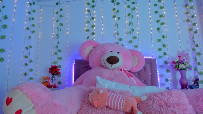 stephanyleon's Streamate show and profile