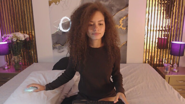 MiticaBrenner's Streamate show and profile