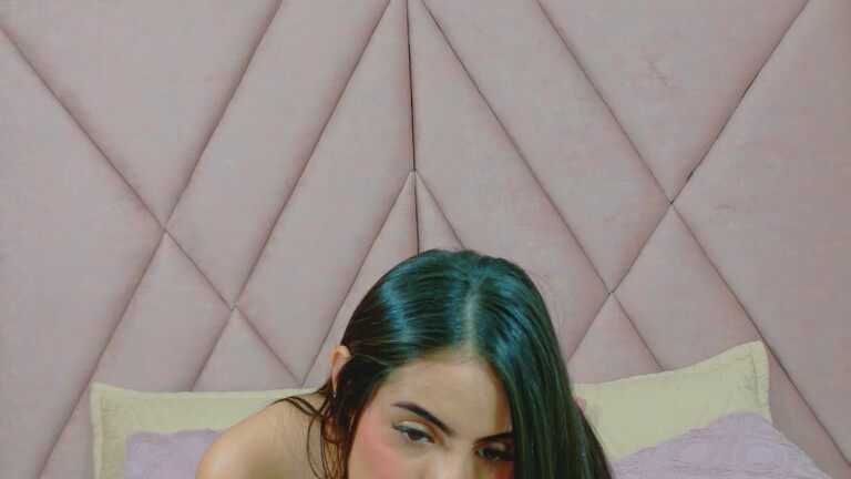 VictoriaSoleil's Streamate show and profile