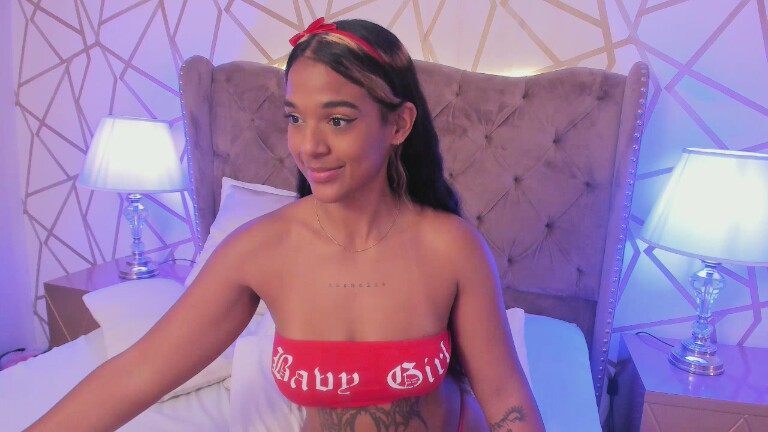 SaschaFit's Streamate show and profile