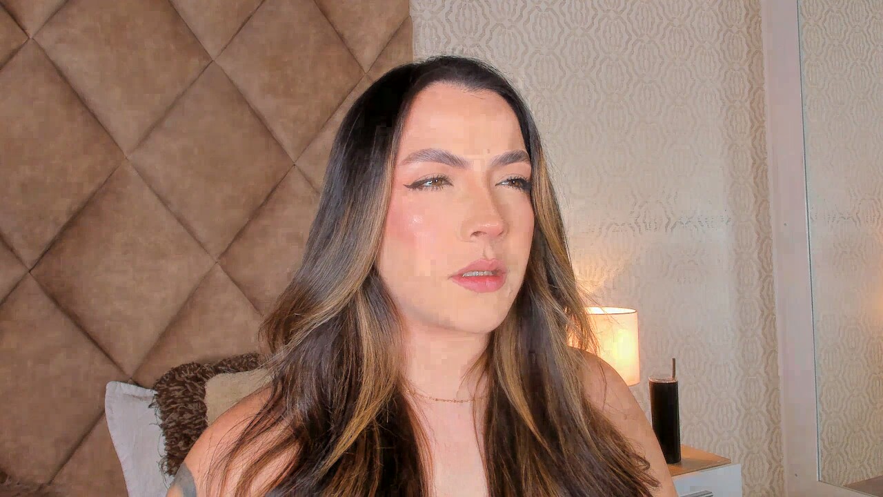 AmberLewiis