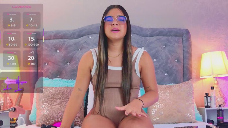 ZafiroClean's Streamate show and profile