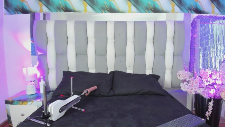 DiazIsa_s's Streamate show and profile