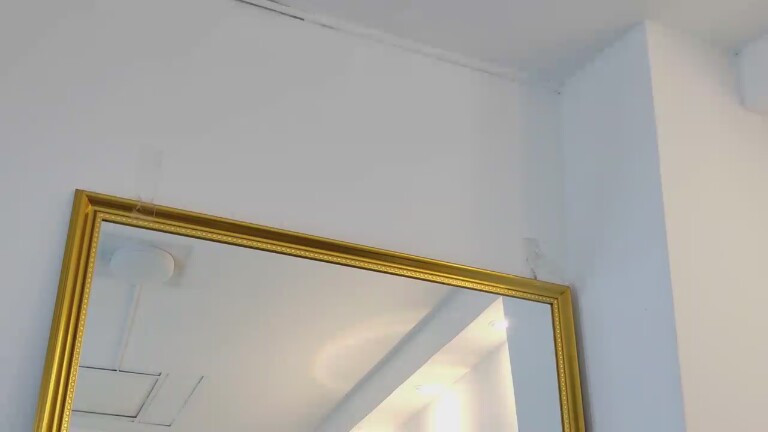 juliiabadleer's Streamate show and profile