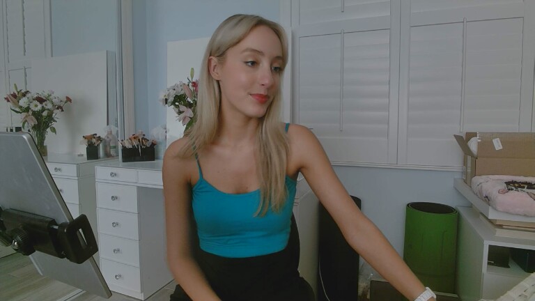 daynaknight702's Streamate show and profile