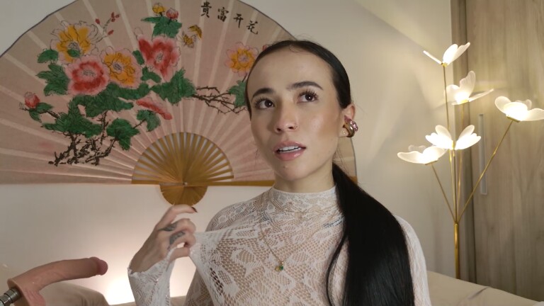 SweetSara33's Streamate show and profile