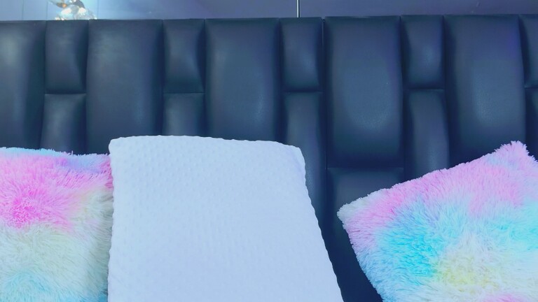 DahianaMoss's Streamate show and profile