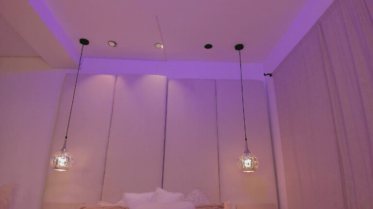 MirandaPagge's Streamate show and profile