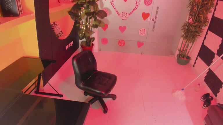 NatazhaQueen's Streamate show and profile