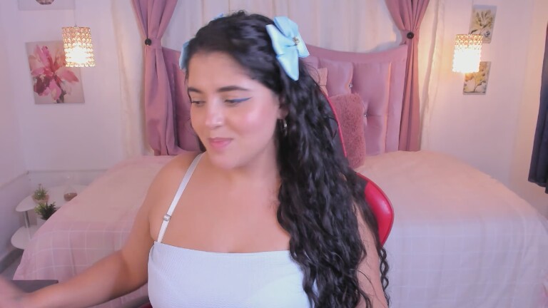 AlaraRose's Streamate show and profile