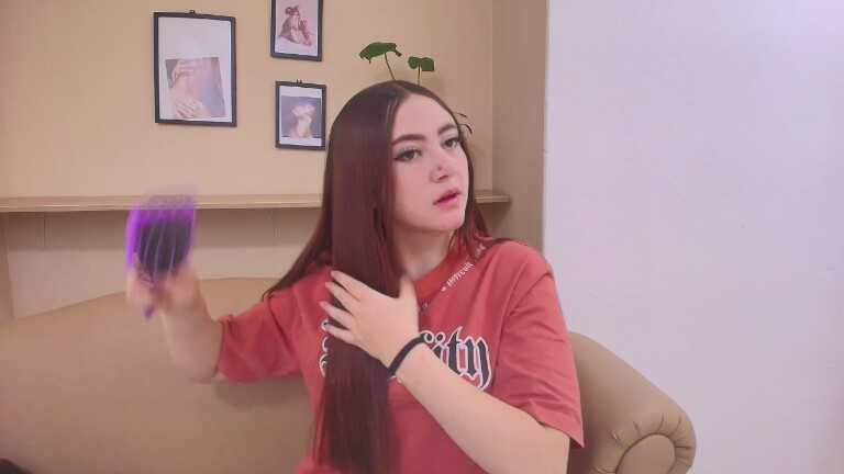 VioletKors's Streamate show and profile