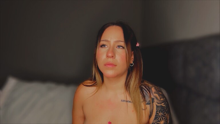 ZoeeStar's Streamate show and profile