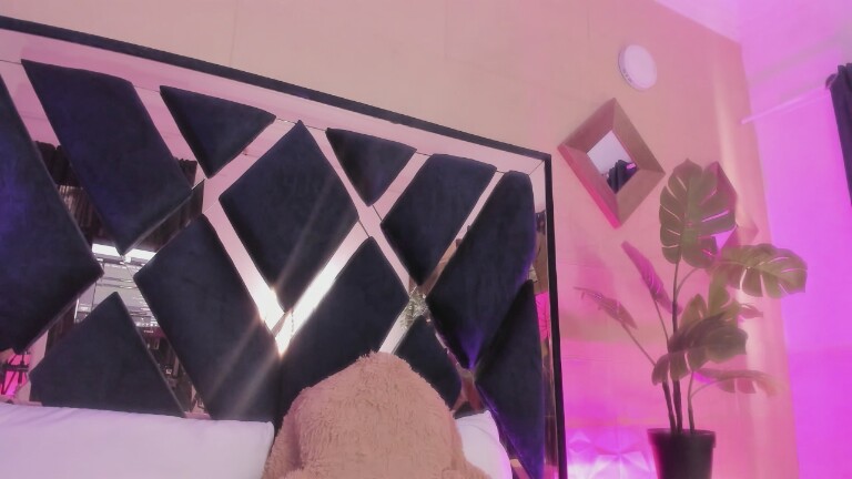 megan_devon's Streamate show and profile