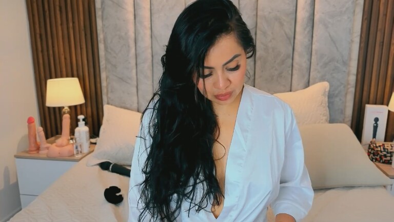 BellaRossex's Streamate show and profile