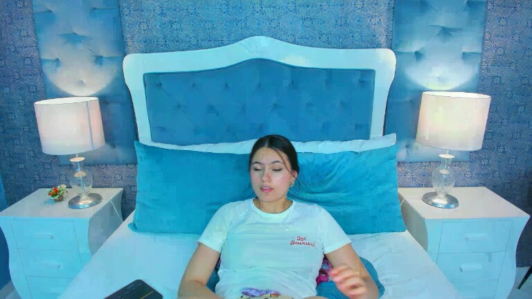 SusyLuv's Streamate show and profile