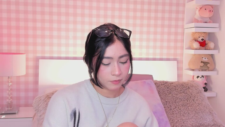 SophiaColinns's Streamate show and profile