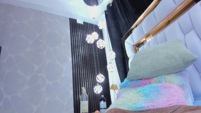 SarayRoysex's Streamate show and profile