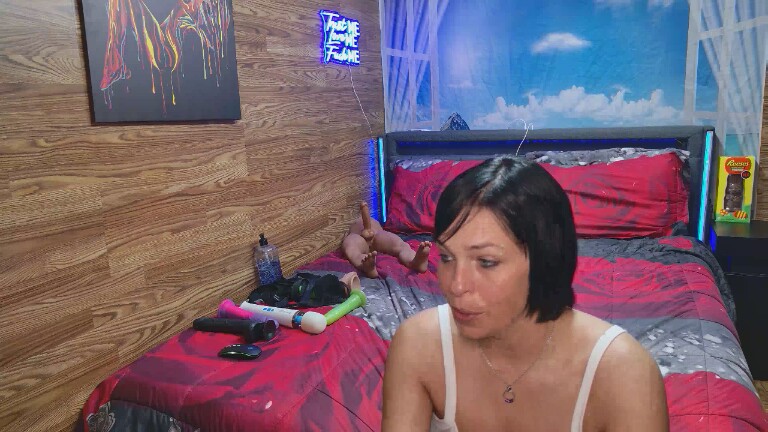 thesexymilf22's Streamate show and profile