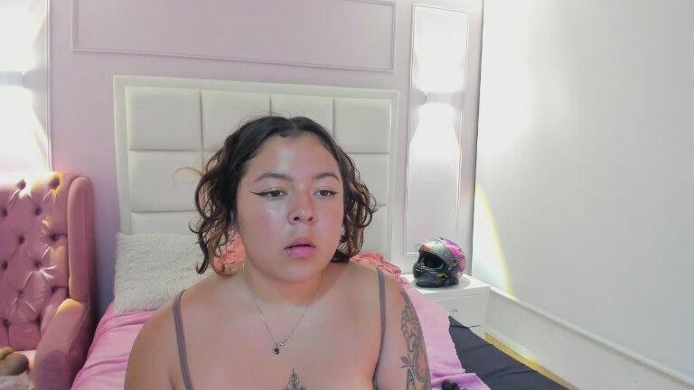 BarbaraHoney's Streamate show and profile