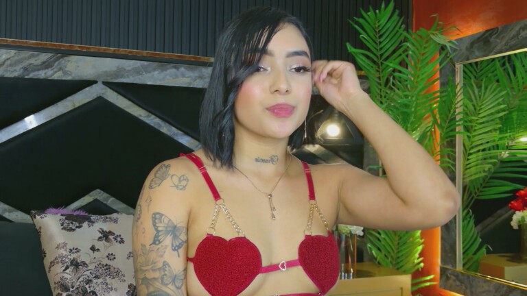 Miah_Hills's Streamate show and profile