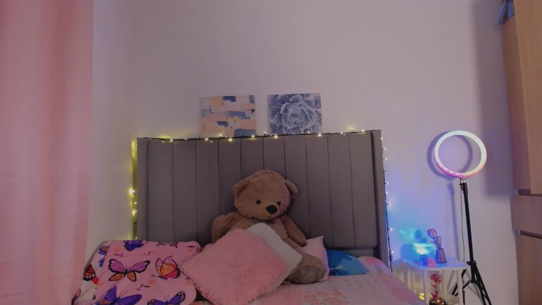 lunahoneeyy's Streamate show and profile