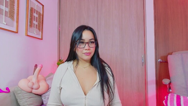 AnnieFerreiras's Streamate show and profile