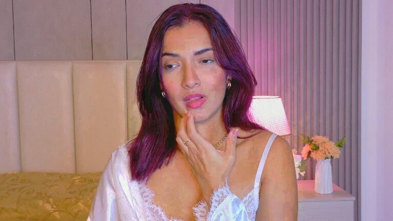 RafaellaCaruso's Streamate show and profile