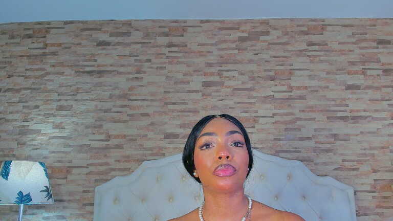 AnnyDuque's Streamate show and profile