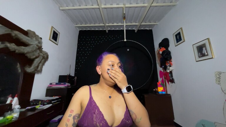 CataBlue's Streamate show and profile