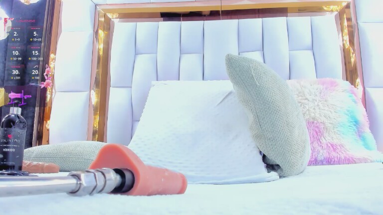 RileySweett's Streamate show and profile