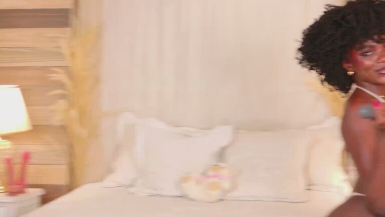 YaraDavis's Streamate show and profile