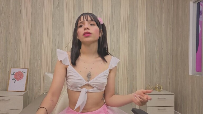 Isa_Skynny's Streamate show and profile