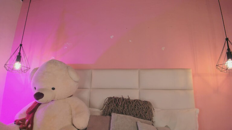 AdelleGrey's Streamate show and profile