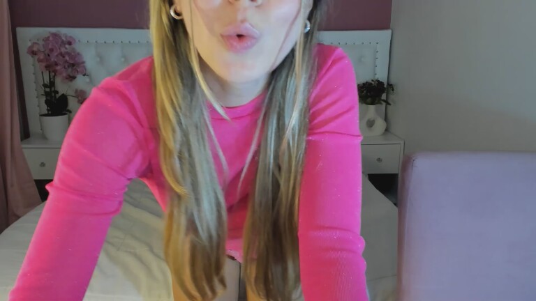 Lucciiana's Streamate show and profile