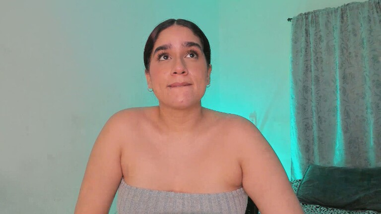 LlilyEvans's Streamate show and profile