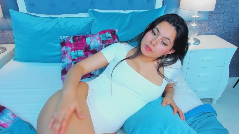 SusyLuv's Streamate show and profile